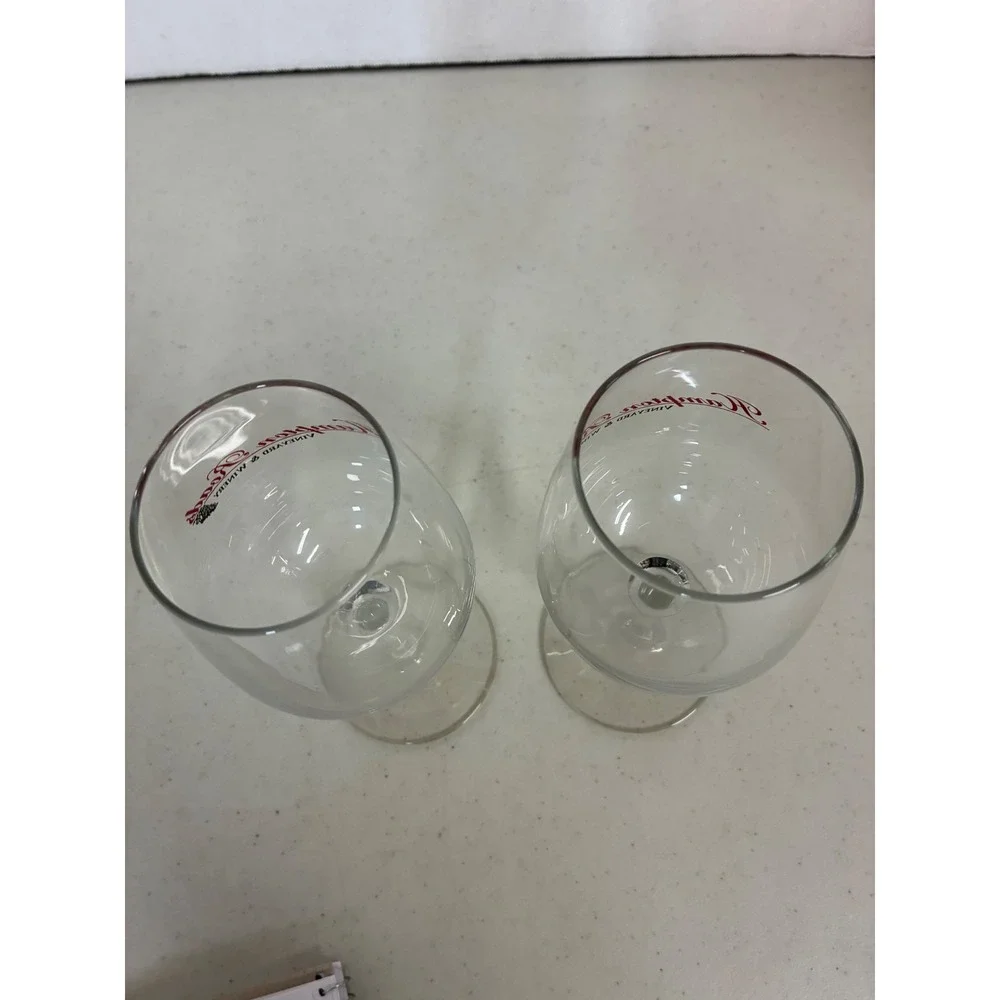 Hampton‎ Roads Vineyard & Winery Set of 2 Clear Stemmed Wine Glasses Logo Logo